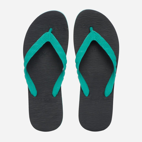 Beachwalk Women's Blacktop Rubber Slippers