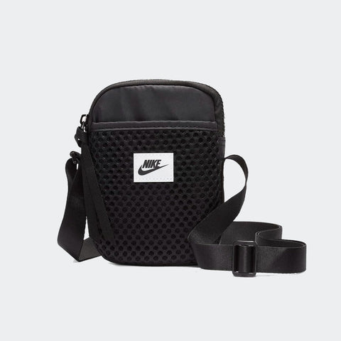 Nike Small Items Bag CU2611-010