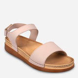 Parisian Women's Ellen Flat Sandals